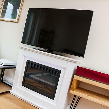 Central Durham Riverfront Apartment Екстер'єр фото