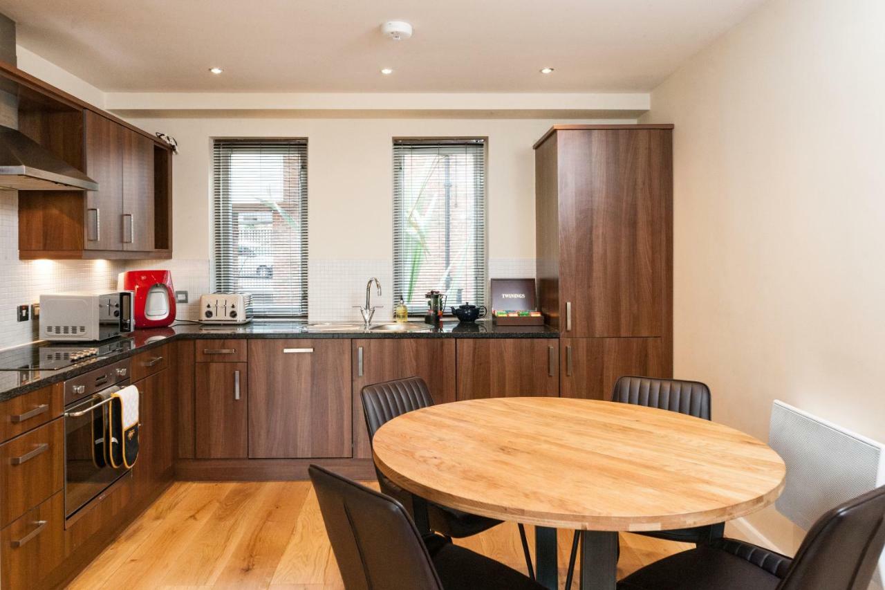 Central Durham Riverfront Apartment Екстер'єр фото