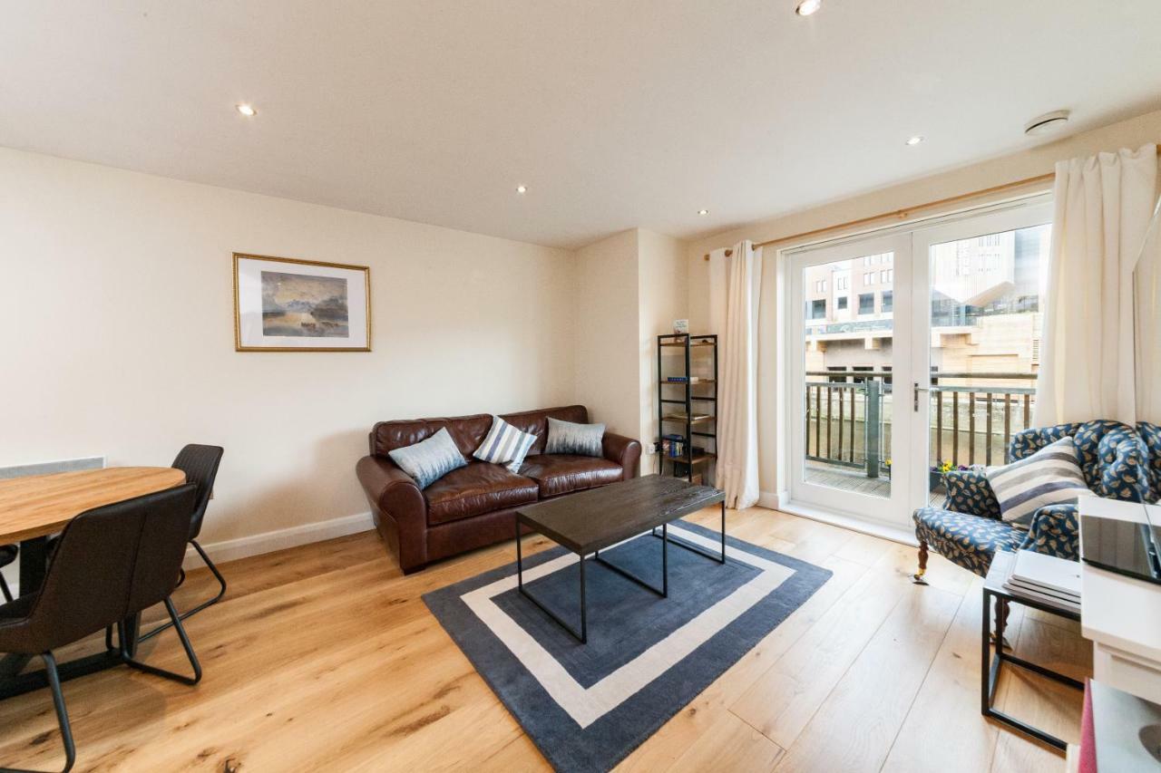 Central Durham Riverfront Apartment Екстер'єр фото