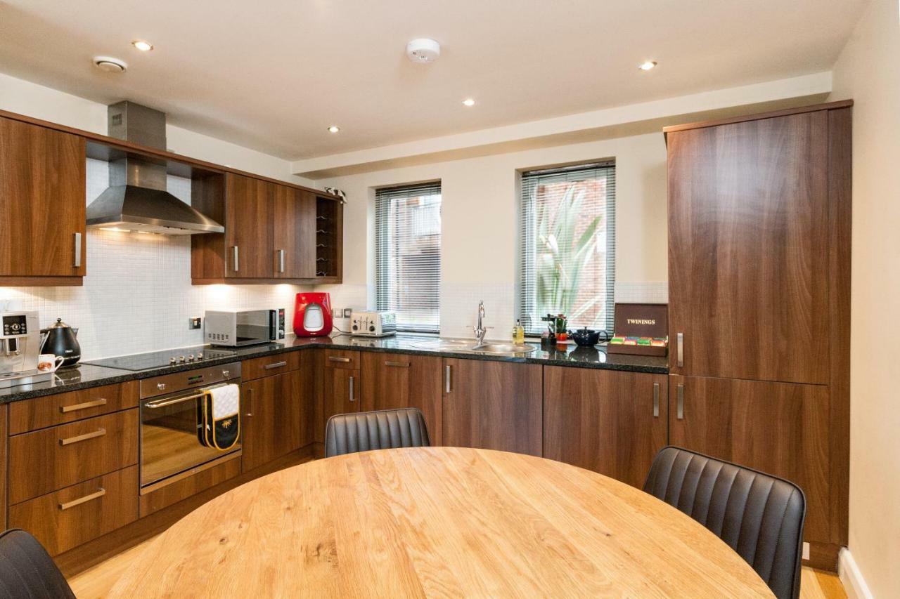 Central Durham Riverfront Apartment Екстер'єр фото